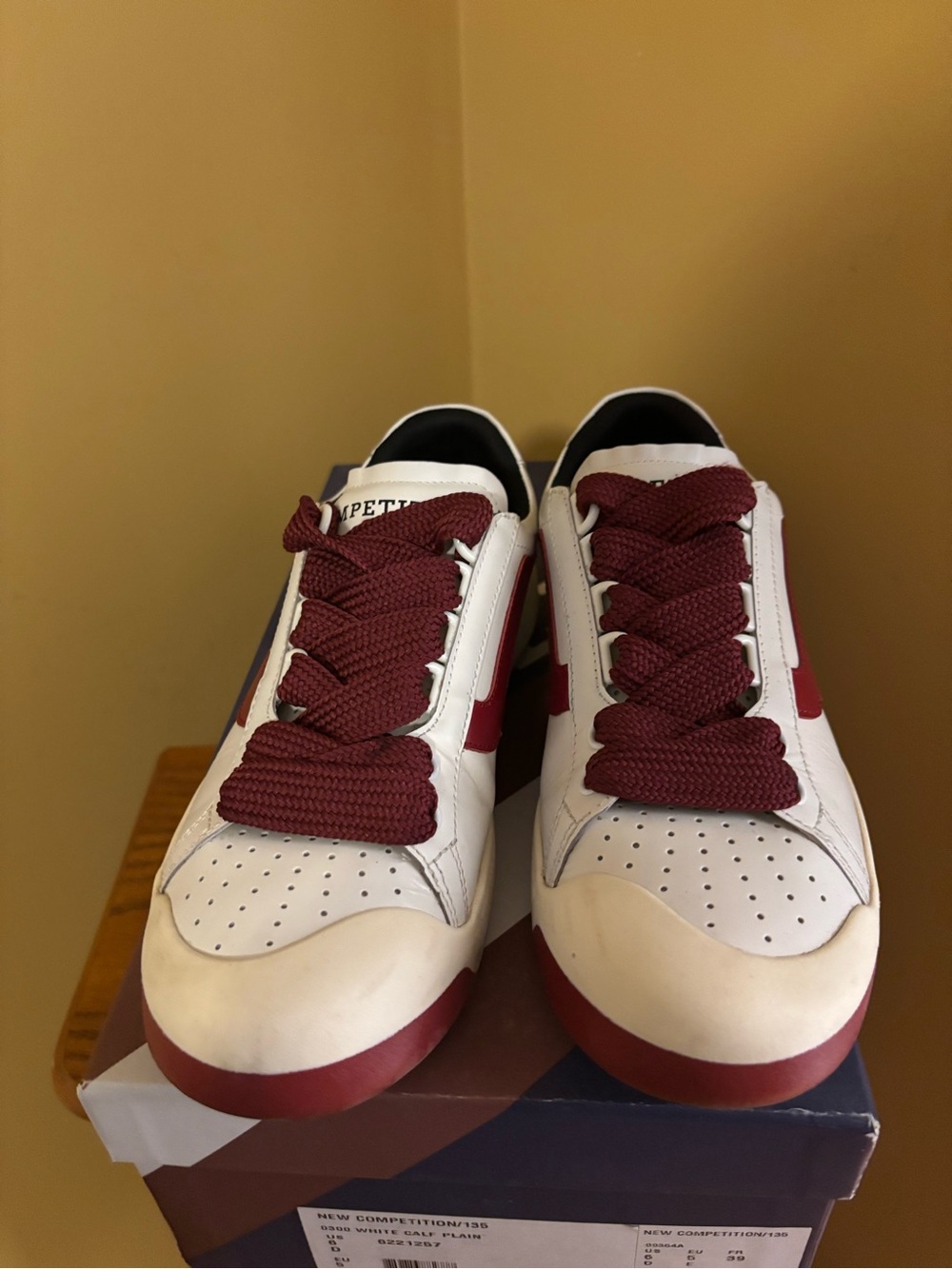 Bally Men’s White Sneakers with Burgundy Accents - Picture 2 of 12